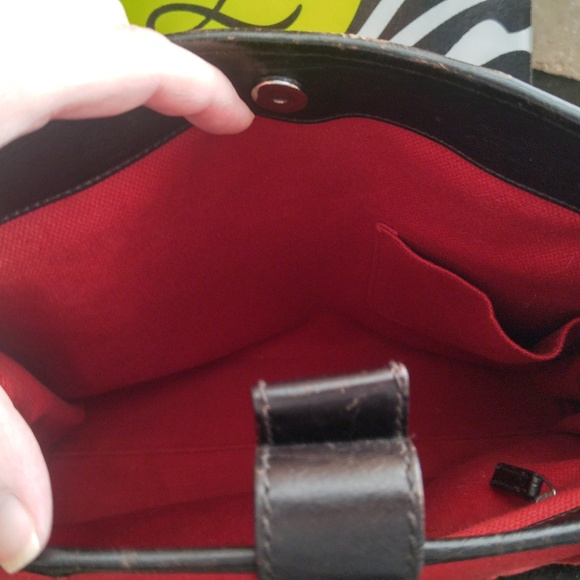 Yves Saint Laurent red canvas tusk shoulder bag. - Picture 6 of 8